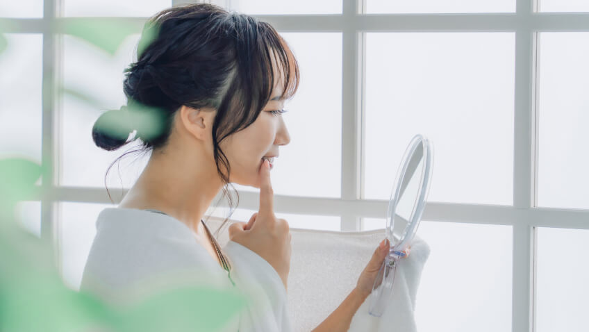 歯磨きをしたときに歯茎から血が出ることはありませんか？それは、歯周病がはじまっているサインかもしれません。